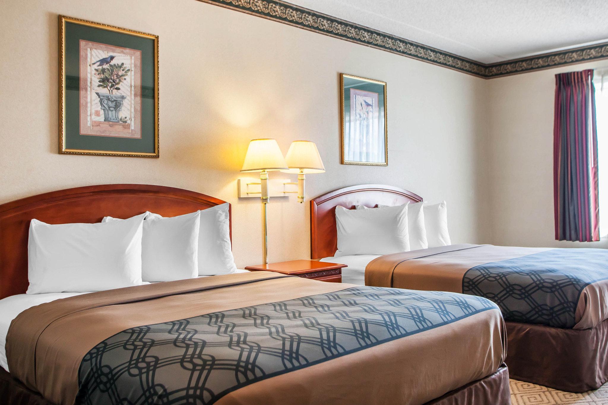 Rodeway Inn & Suites Milwaukee Airport Exterior photo